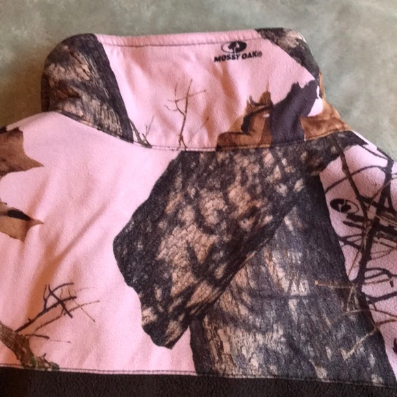 Full-zip Mossy Oak Pink Camo Print Fleece - Picture 4 of 4